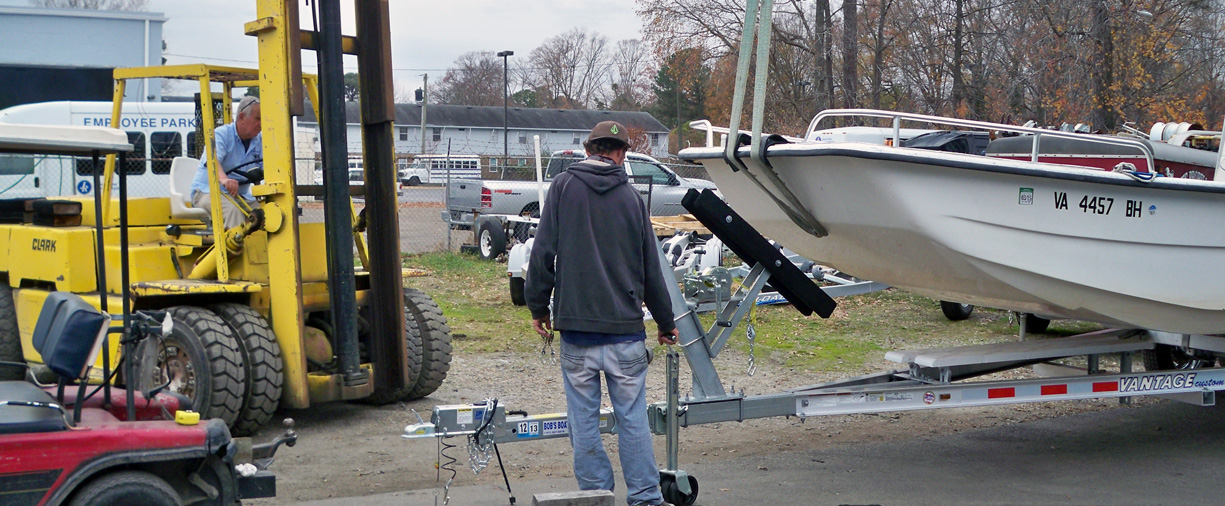 fiting a trailer under a boat